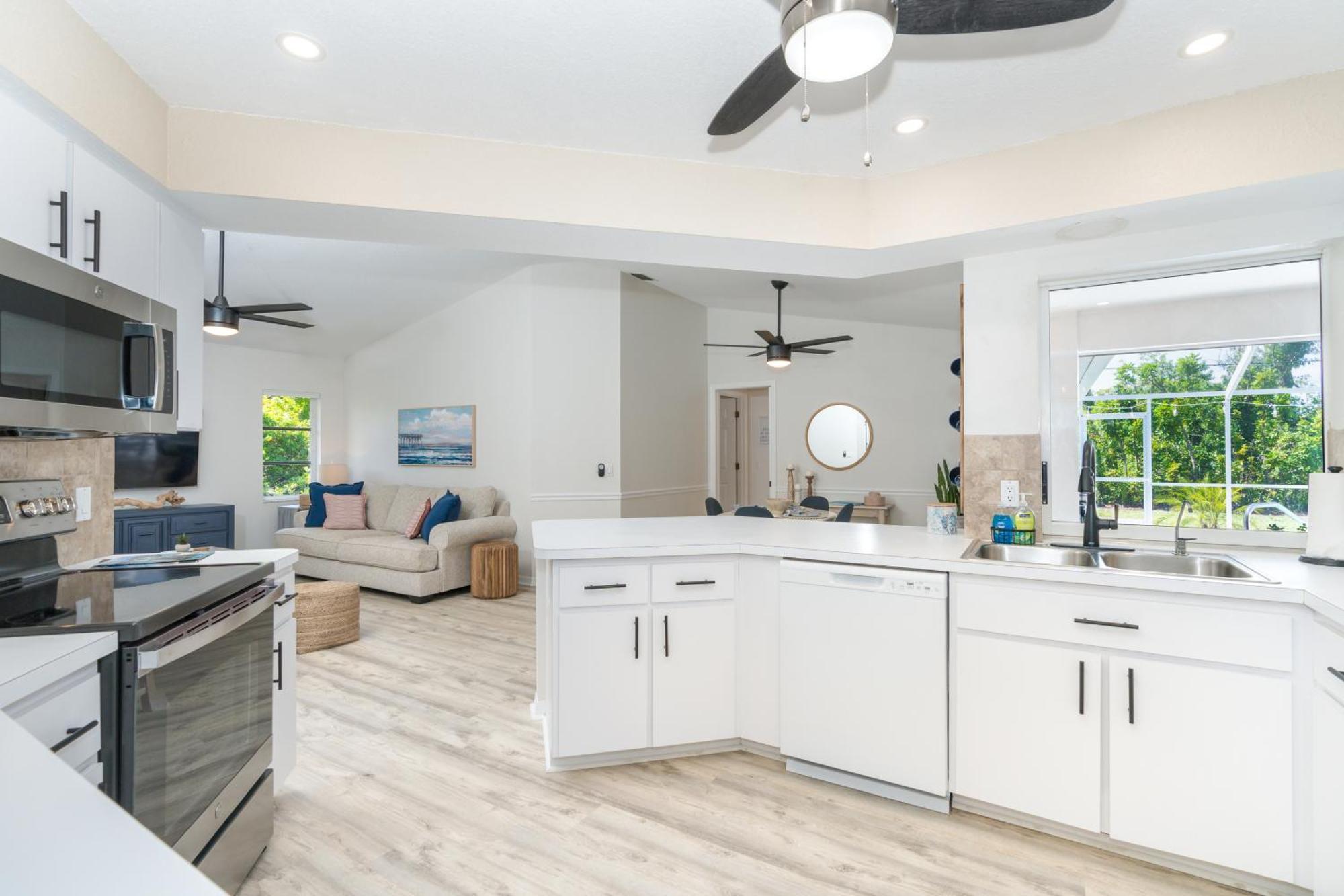 Beautiful Spacious Home! Close To Beaches - Heated Private Pool Englewood Esterno foto